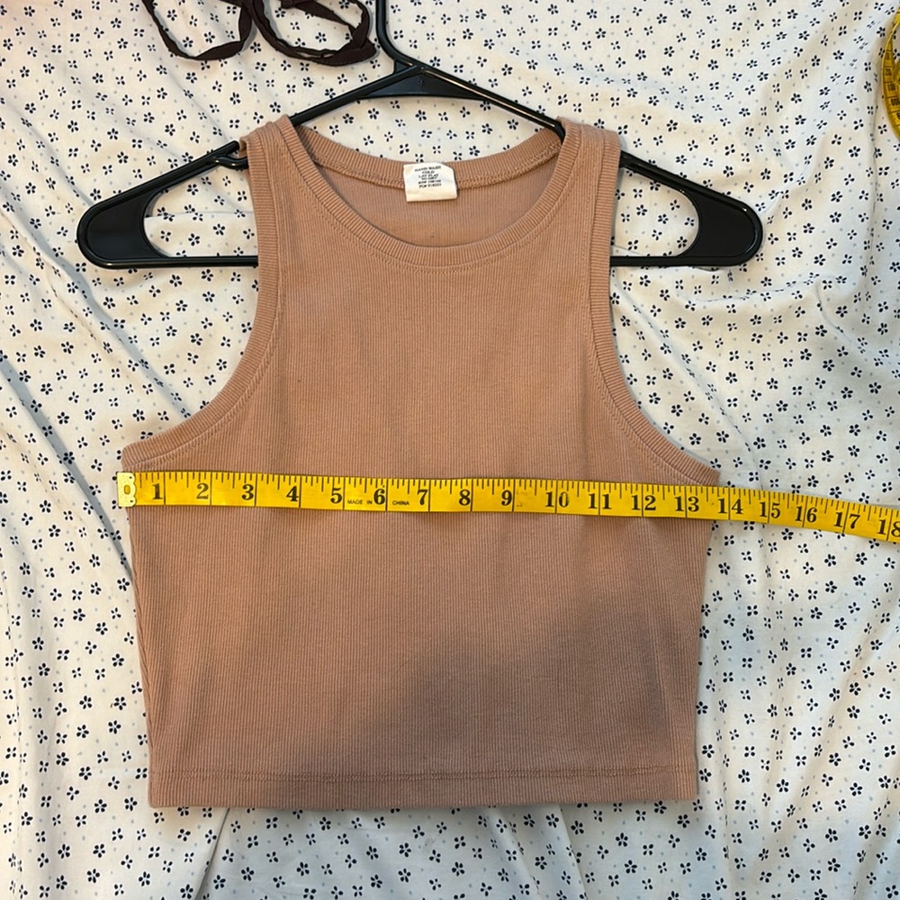 Ribbed crop tank
